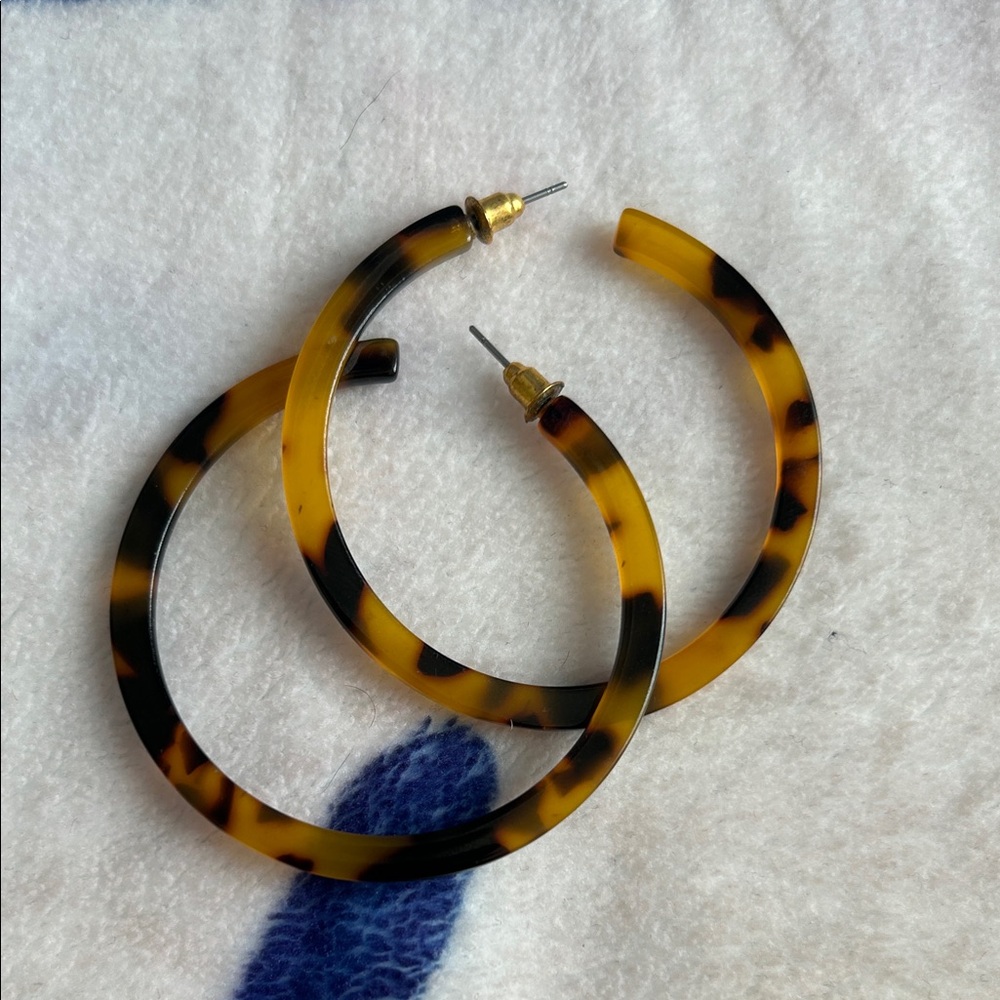 Tortoise Shell Hoop Earrings